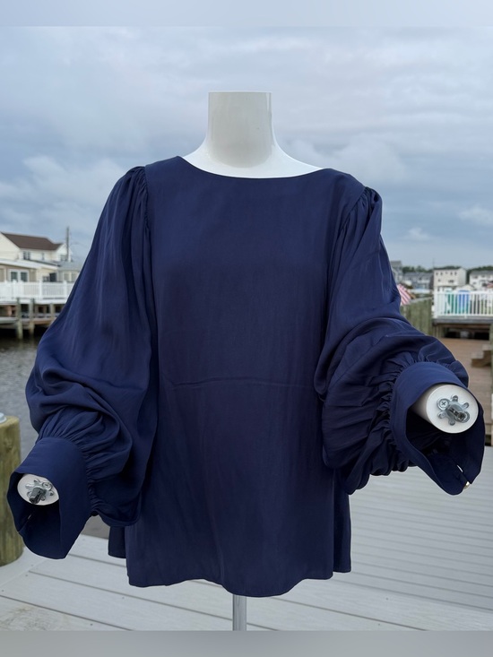 Lilly Pulitzer Tops - Lilly Pulitzer Navy Blue Puff Sleeve Blouse